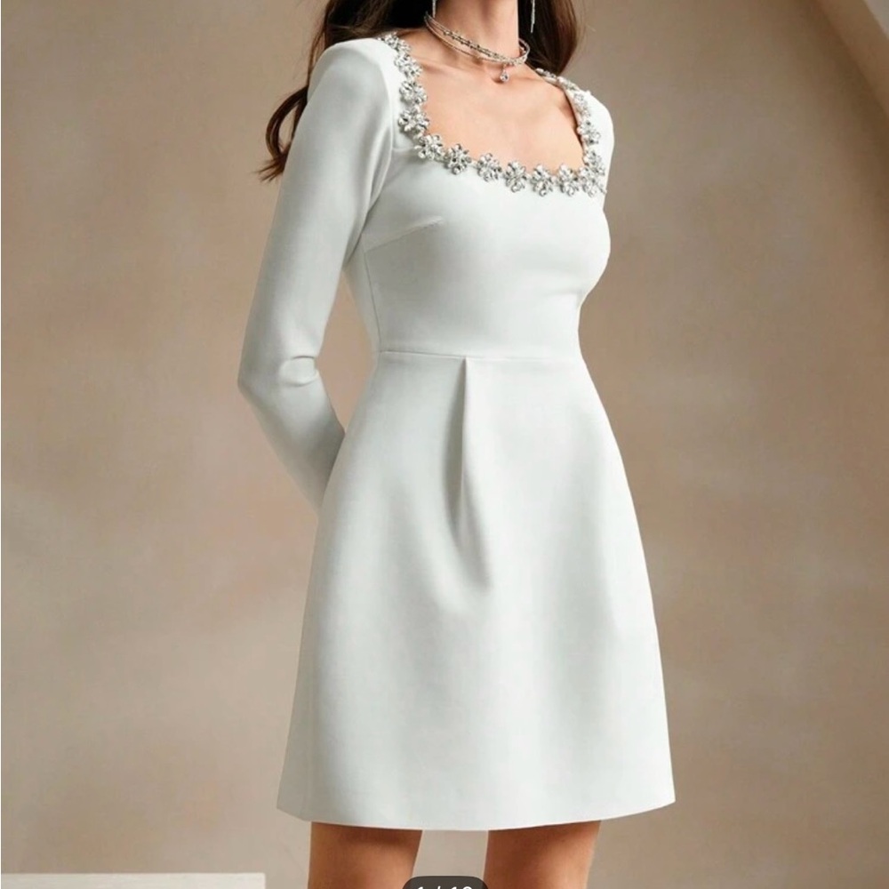 Elegant Bridal White Dress with Floral Embellishments